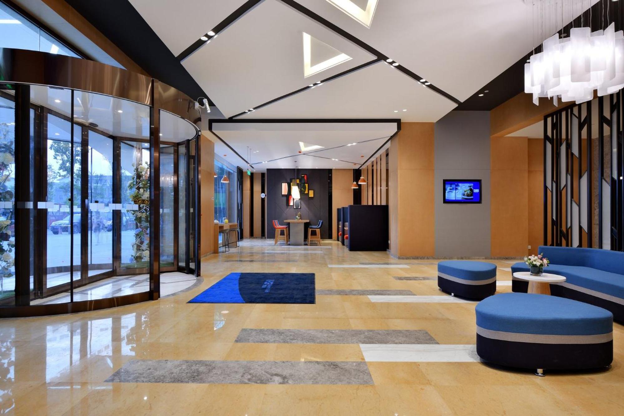 Holiday Inn Express Chengdu Tianhe By Ihg Pixian Exterior photo